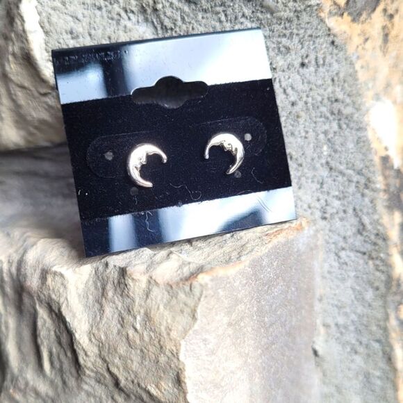 New! Minimalist Gold Moon Stud Earrings - Picture 3 of 3